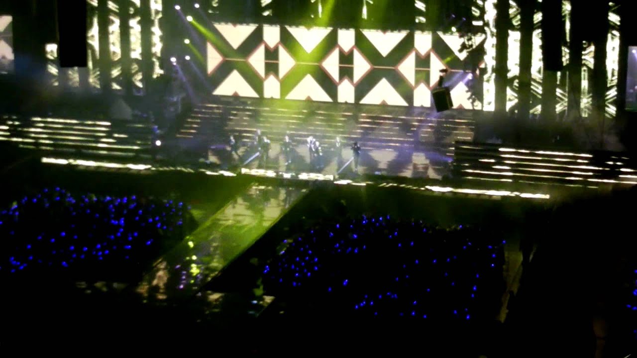 120205 SS4 in Taiwan：Mr.Simple 簡單先生強大應援聲(Super junior).MOV