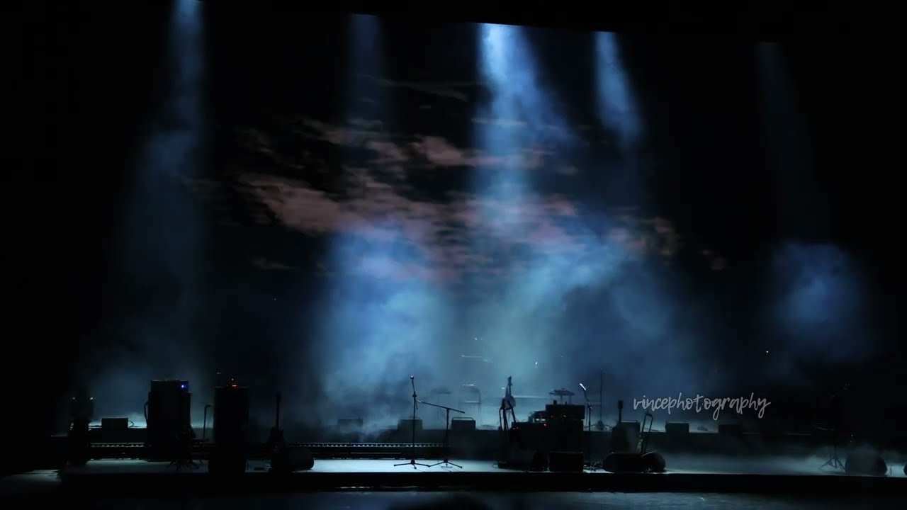 「秦皇島」(Qinhuangdao) - 萬能青年旅店 Omnipotent Youth Society (Live 2023.4.14)