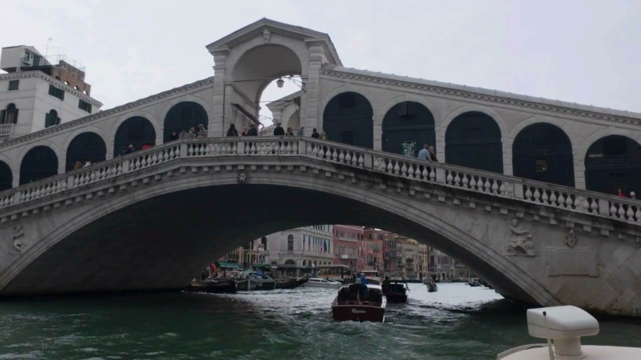 Venice, Italy 🇮🇹 #travel #travelvlog #venice #italy #trending #gondola 
