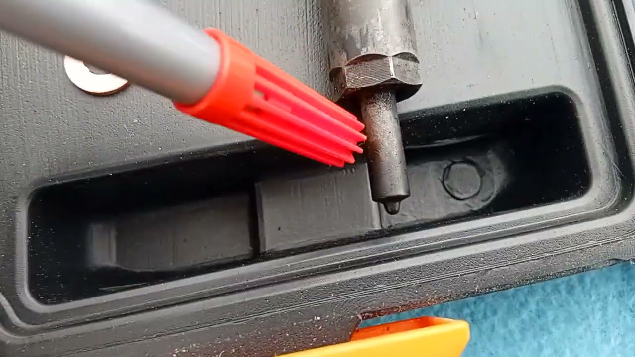 Replacing injectors on a BMW E46 2.0 diesel 110kW/Замена форсунок на BMW E46 2.0 дизель 110кВт