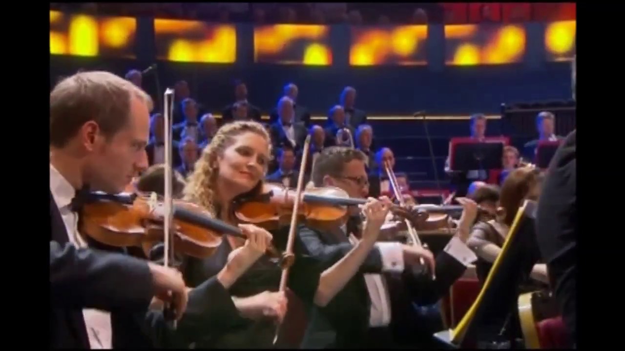 John Wilson conducts 