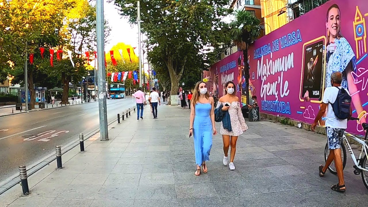 Walking in Istanbul, Bağdat Street, Kadık&ouml;y 2020