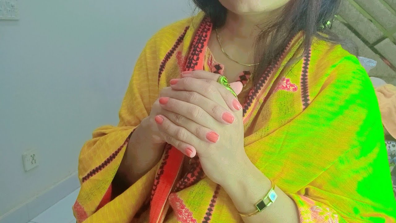 ASMR Scratching on skin ✨☘️