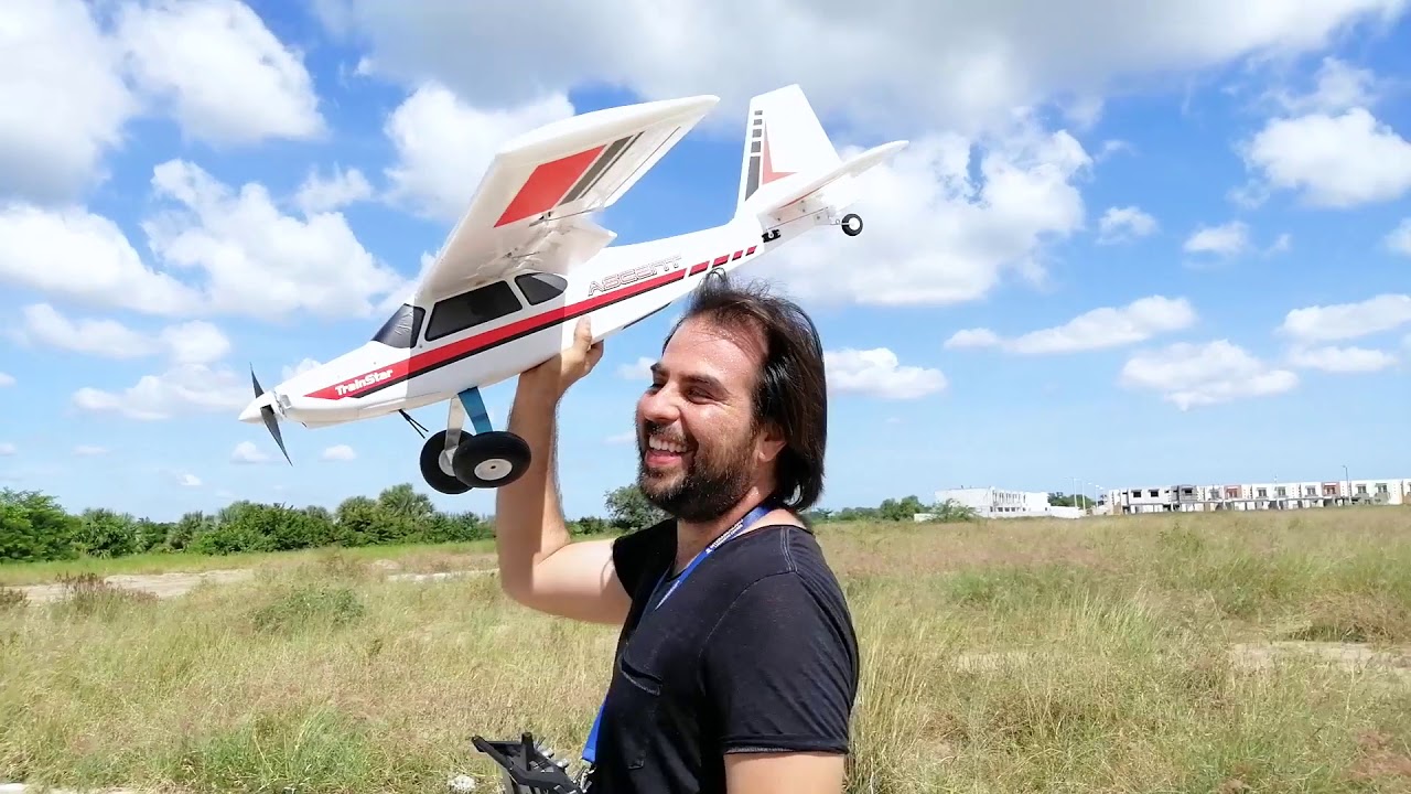 Juguetito nuevo, Avión RC. Volantex Trainstar Acent.