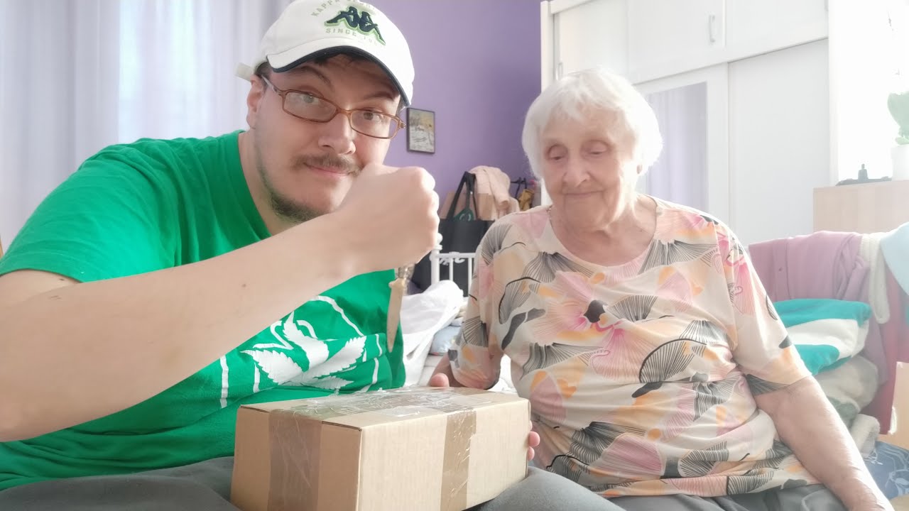 Unboxing (odpakowanie) paczki od Sensi Hemp na #420