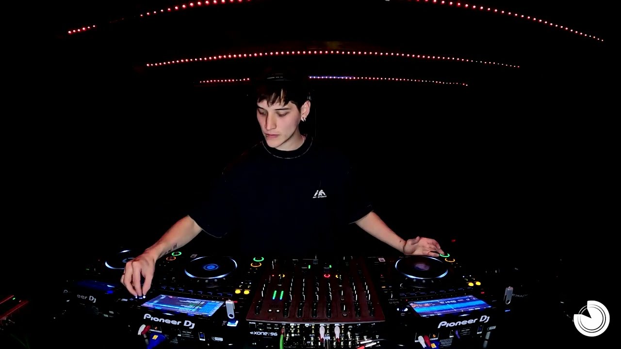 Techno mix by Uriel Gandara / Concepto Hipnostream #34