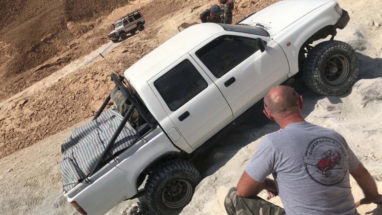 Toyota Hilux - Vardit -  מעלה ורדית