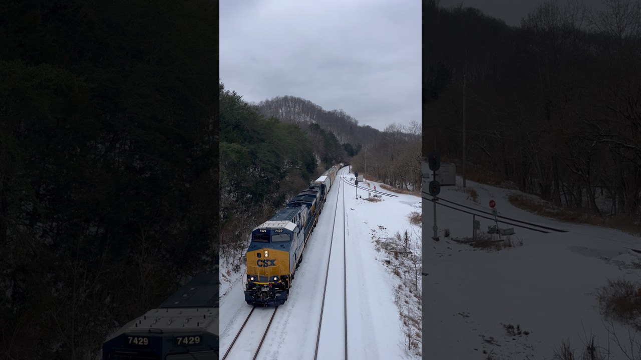 CSX M653 heads East through Coal Run Jct #train #csx #railroad #railfan #railfanning #photography