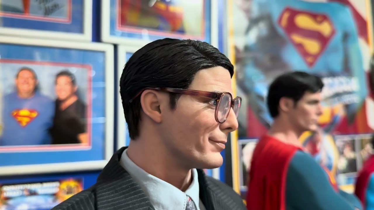 JND Studios dual  Clark Kent & Superman figures.