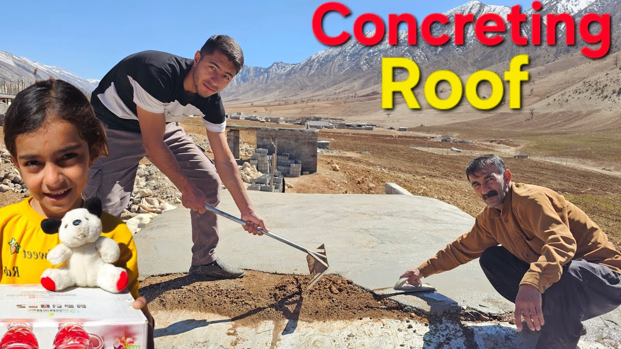 Concrete pouring on the house: The family concretes the roof with the help of Uncle Noureddine 🏠🏗
