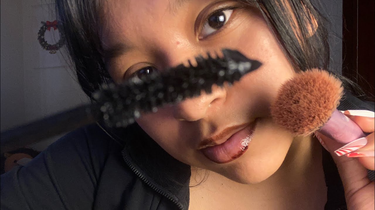 ASMR very close up doing your makeup💋 (personal attention )