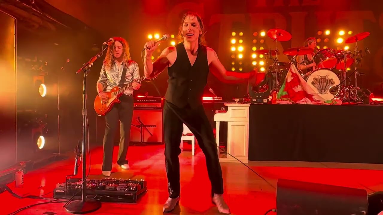 The Struts - I Won’t Run (Live @ House of Blues, San Diego 12-8-23)
