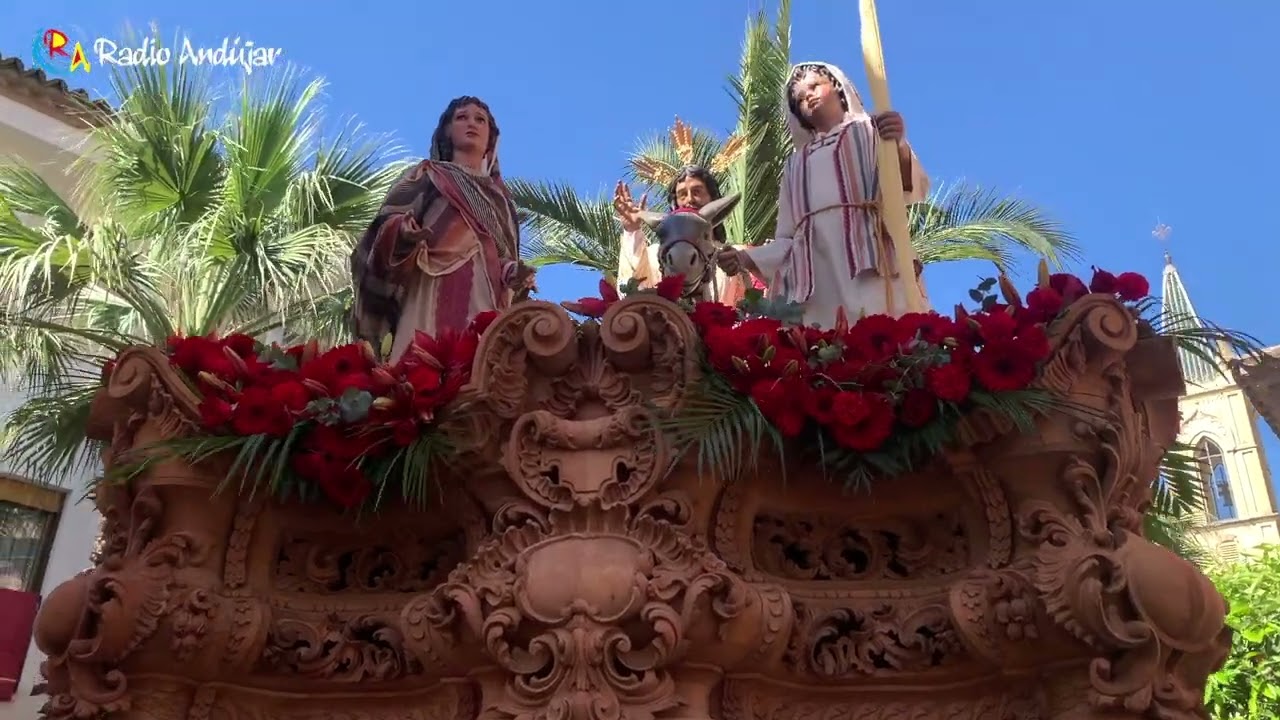 ANDÚJAR INICIA EL DOMINGO DE RAMOS CON LA PROCESIÓN DE LA BORRIQUITA