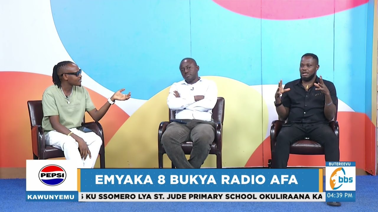 Felix Atabukidde Abayimbi Abanywera Omwenge mu Kujjukira Radio Omwaka Oguwedde. #Kawunyemu