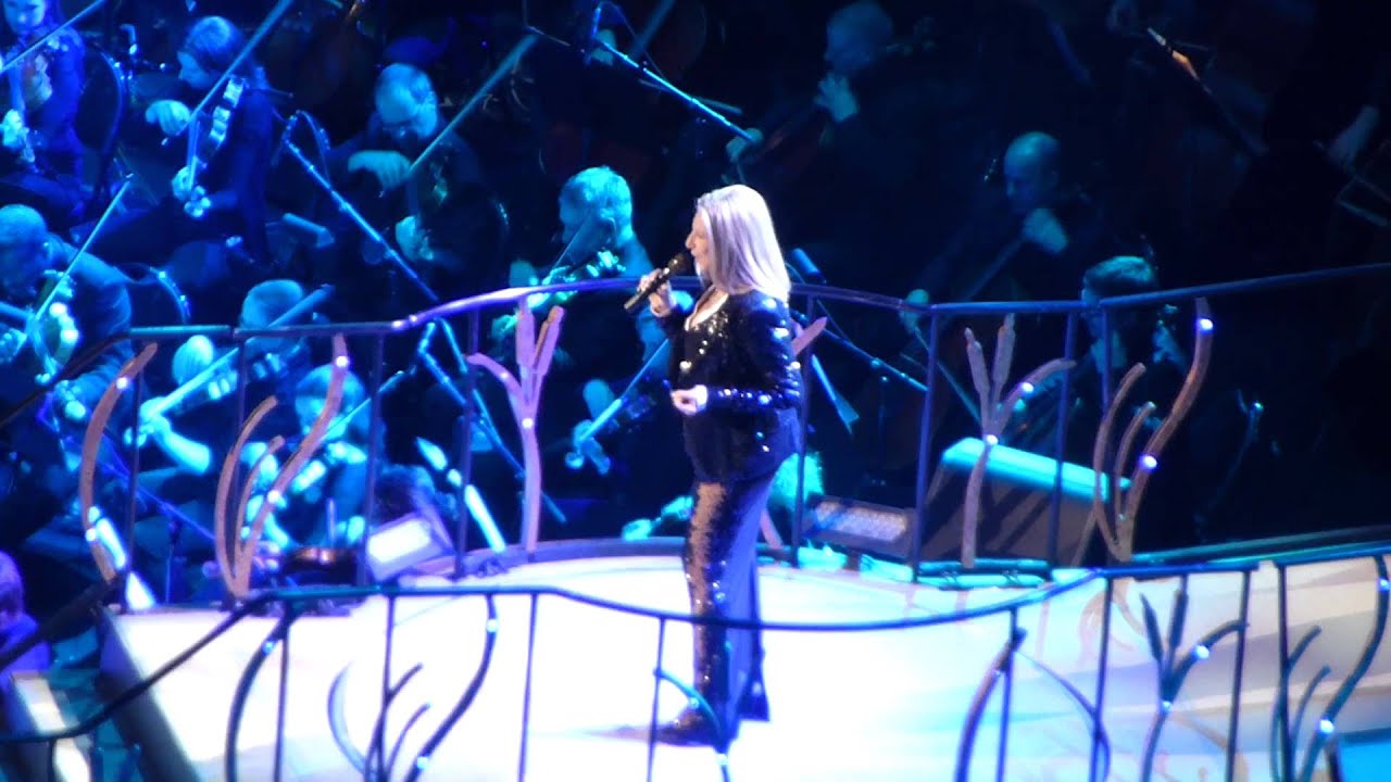 BARBRA STREISAND LIVE OPENING SONG  'ON A CLEAR DAY' SAT JUNE 1 2013  LONDON'S O2 ARENA FULL HD