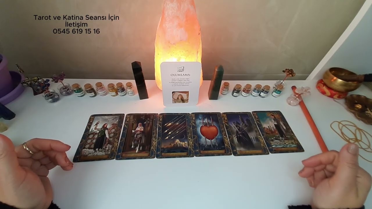 Tarot Her Şeyi Anlattı! Aklındaki Kişi Bu Dakika Ne Yapıyor? Tarot Açılımı