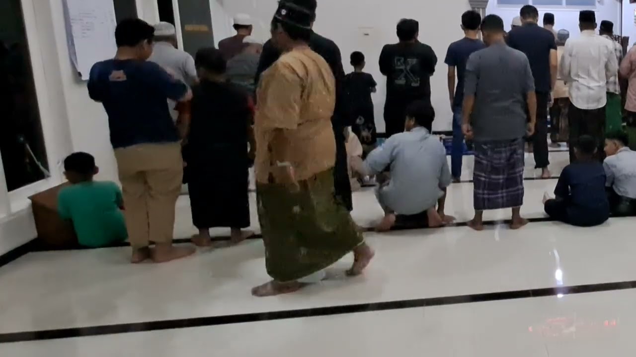 @Tarwih hari ke 27 masjid haji alabror kab Pati masjid REST AREA 24 JAM JL RAYA PATI-KUDUS KM4 Pati 