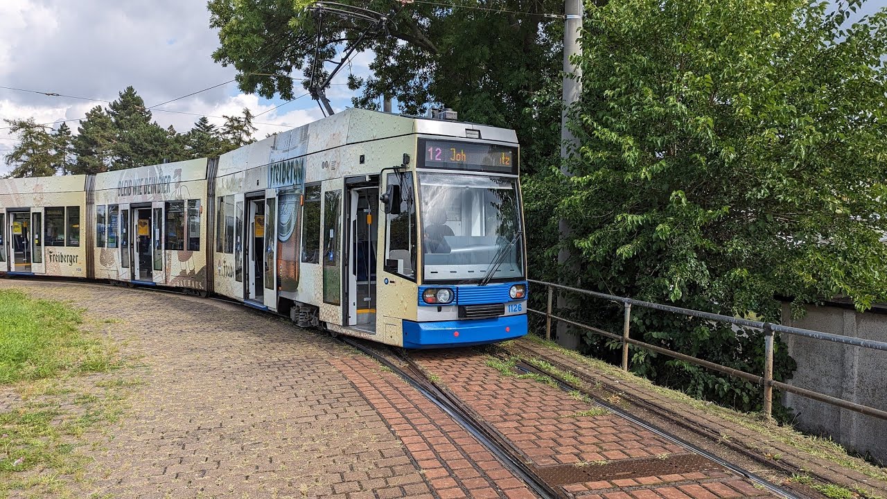Straßenbahn Lepizig Linie 12 Johannisplatz - Gohlis-Nord, Virchowstraße NGT8