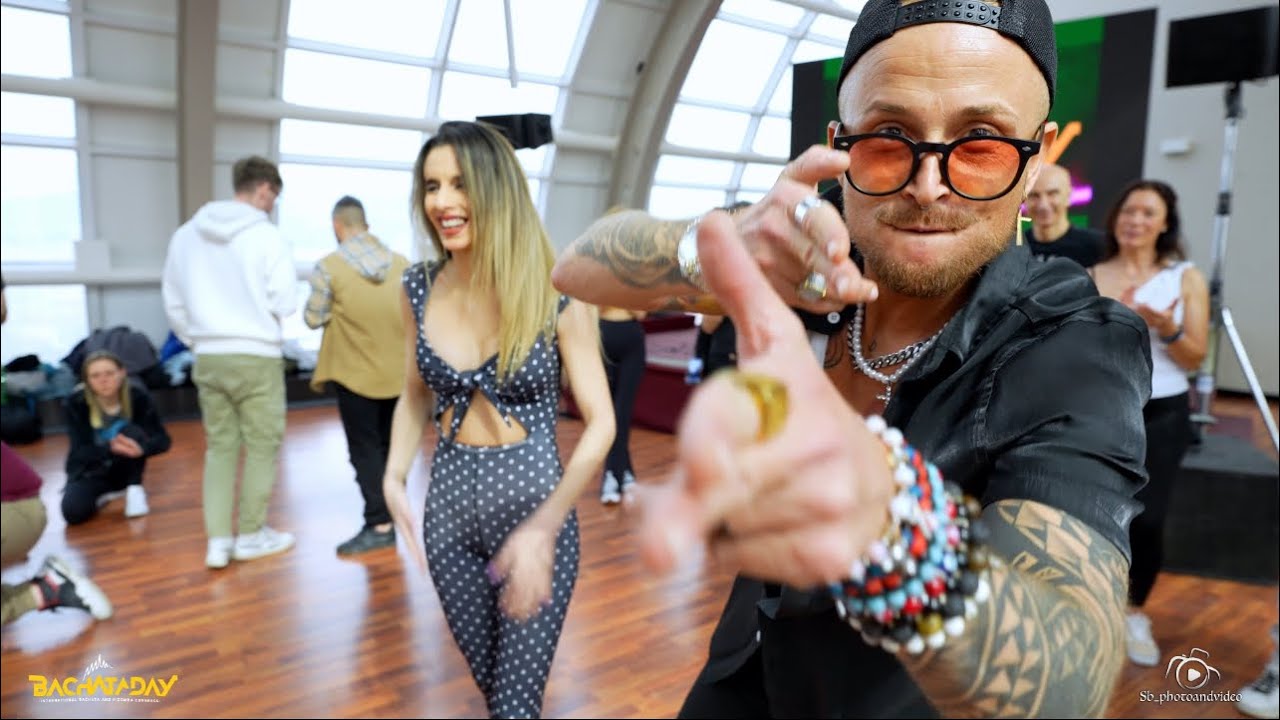 Demetrio y Silvia [SUDOR 💦 Y CALOR 🥵] ​⁠@JohnnySkyMusic BachataDay 💙👑