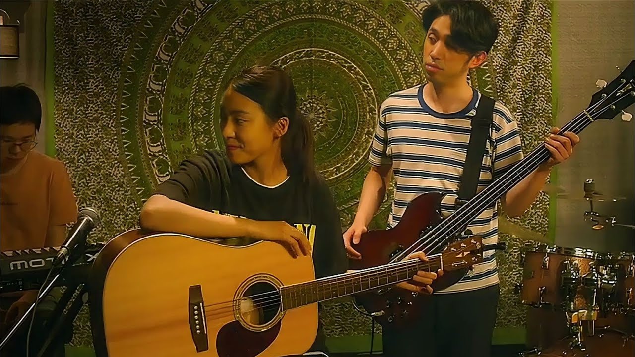 MV Yoon Bora (SISTAR), Baek Ha Hyeong Ki - Kyung Joo's Own Song (경주의 자작곡) [Sunkist Family OST]