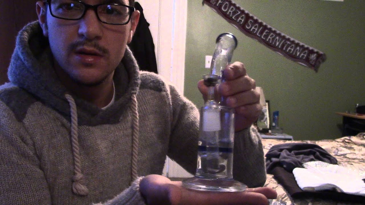 1st Video, Showing u my new Sabertooth Built to last Glass, Sour D Shatter! Shoutout to @Nick420