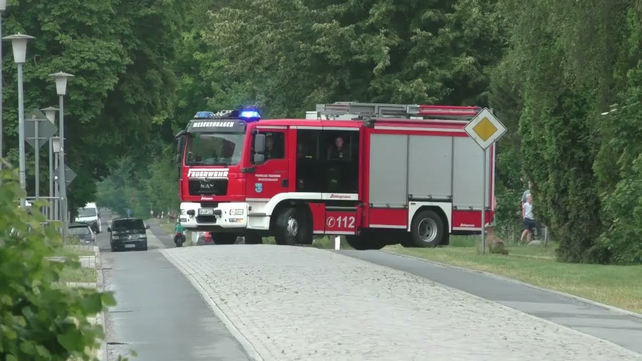 Getrennter Festumzug zum 125.J&auml;hrigen Jubil&auml;um Freiwilligen Feuerwehr Mesekenhagen bei Greifswald
