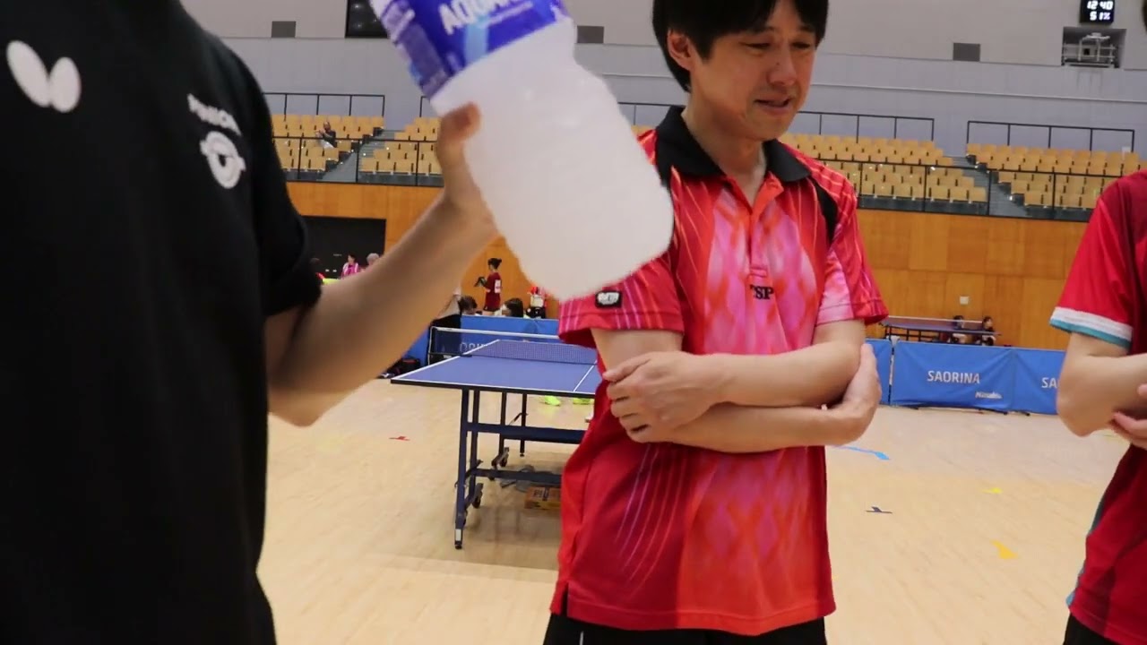 ⑧