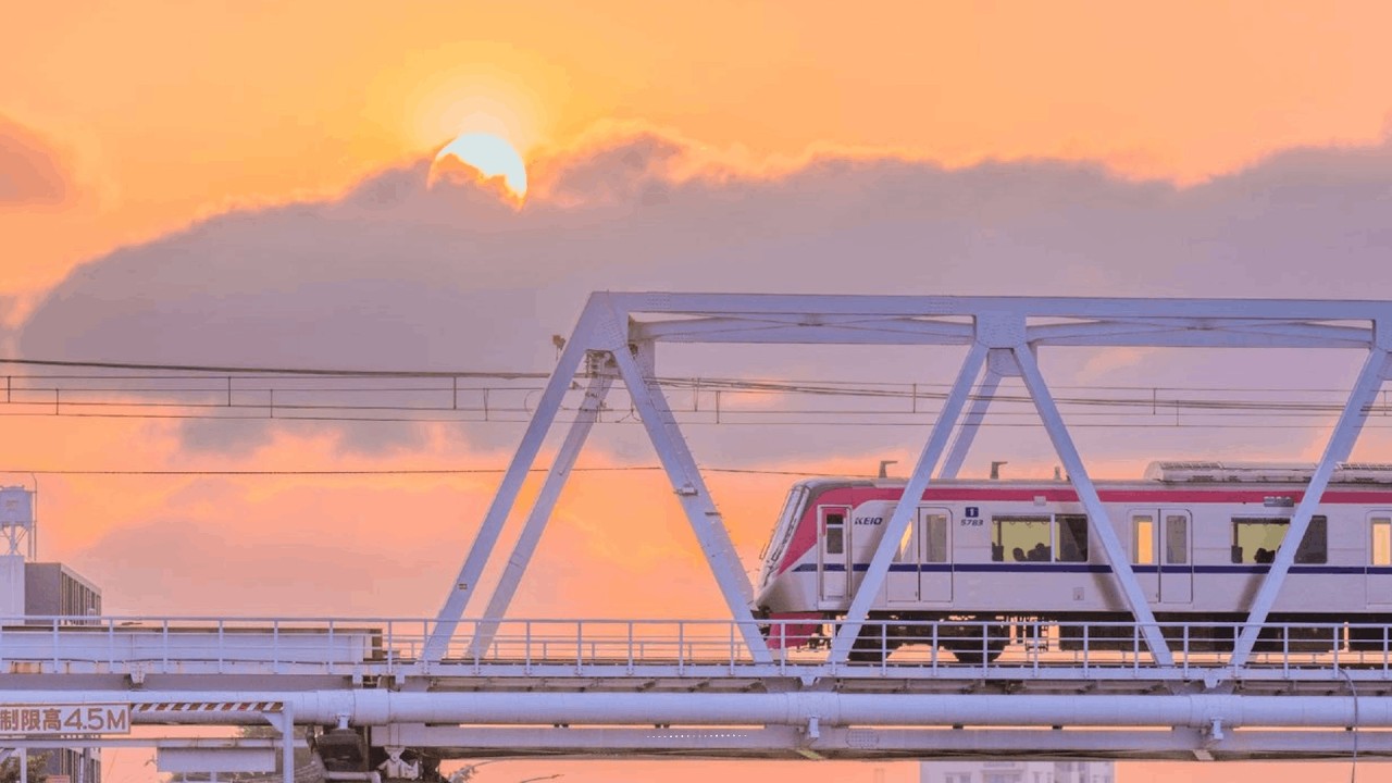 𝐏𝐋𝐀𝐘𝐋𝐈𝐒𝐓 | Trains Passing Through Sunset