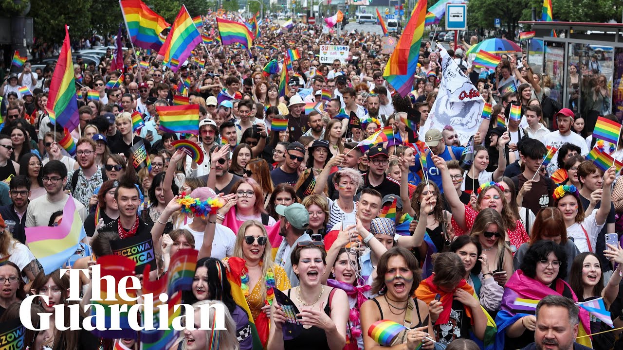 Poland pride: marchers demand LGBTQ rights before election