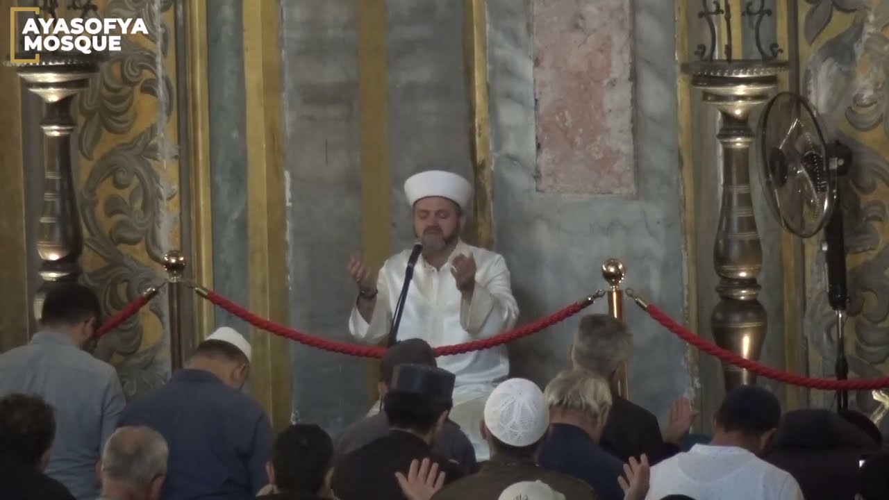 Ayasofya Mihrabiyesi - Hucurat 15-18