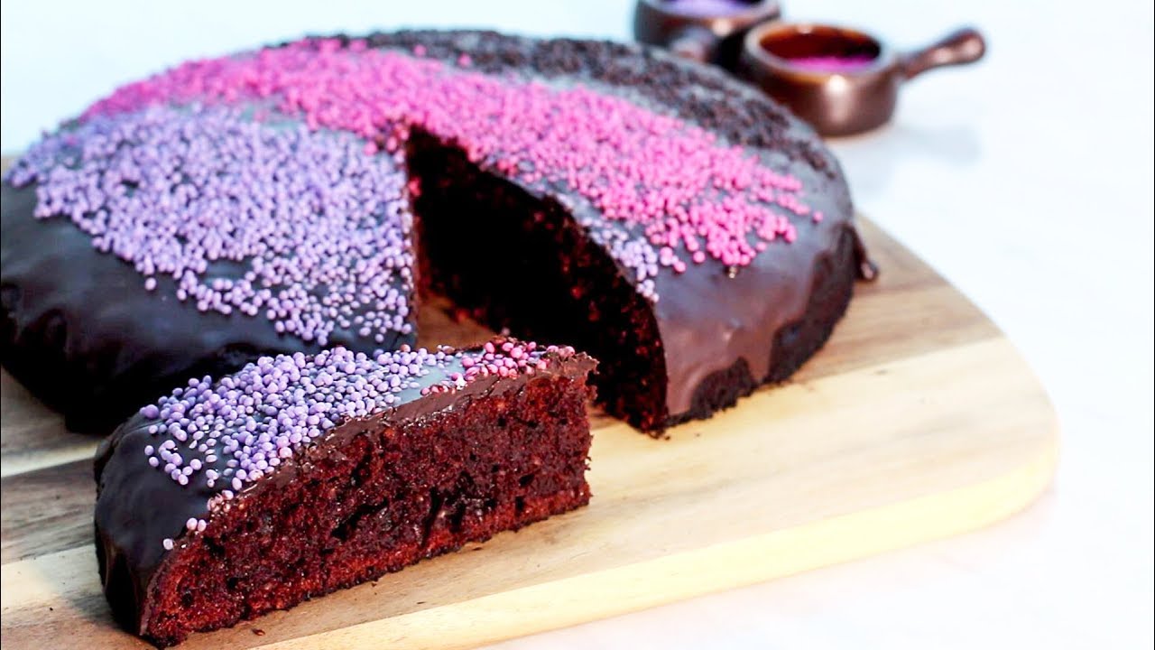 BUNTER SCHOKO-BECHERKUCHEN mit saftigem Teig