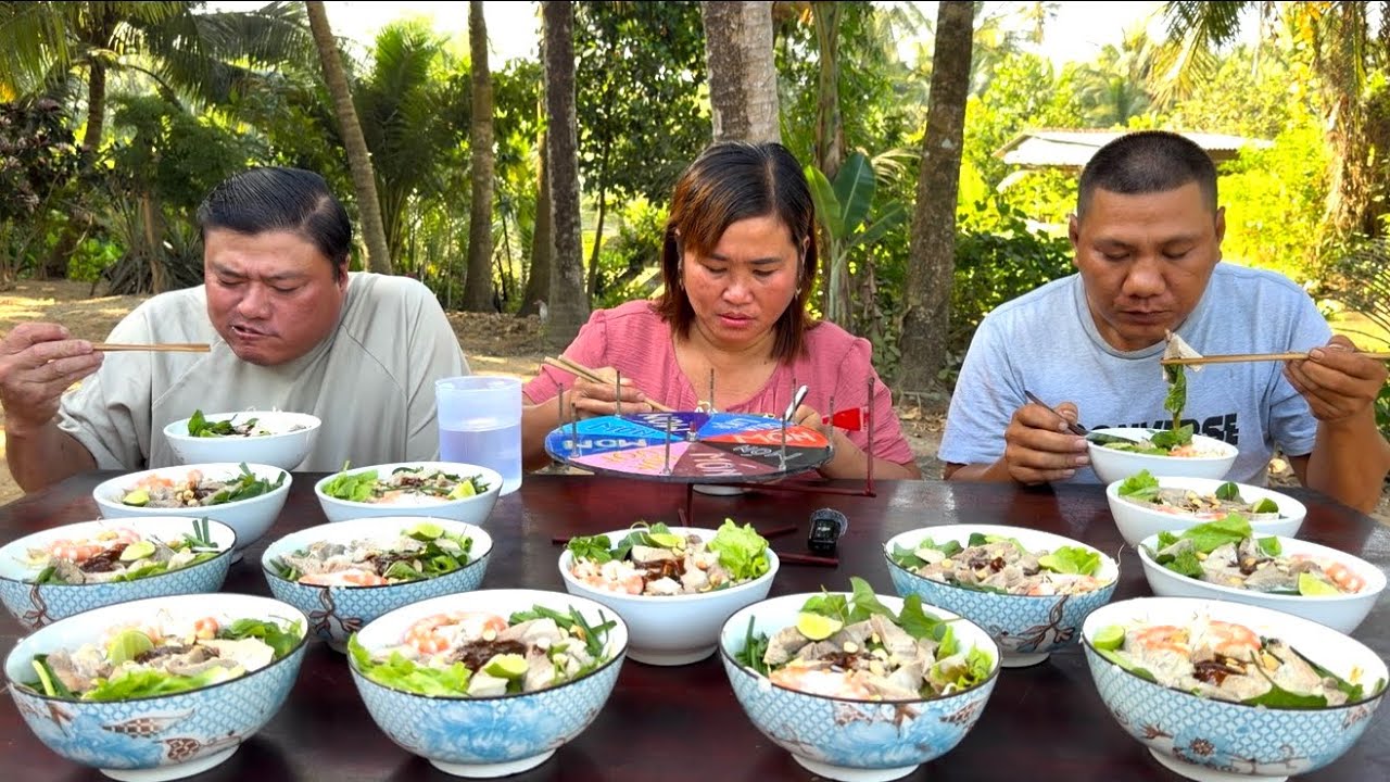 Vòng Quay May Mắn - Cuối Cùng Ngừng Ăn BÚN GỎI DÀ Được 200K Quá Thú Vị | ATN 