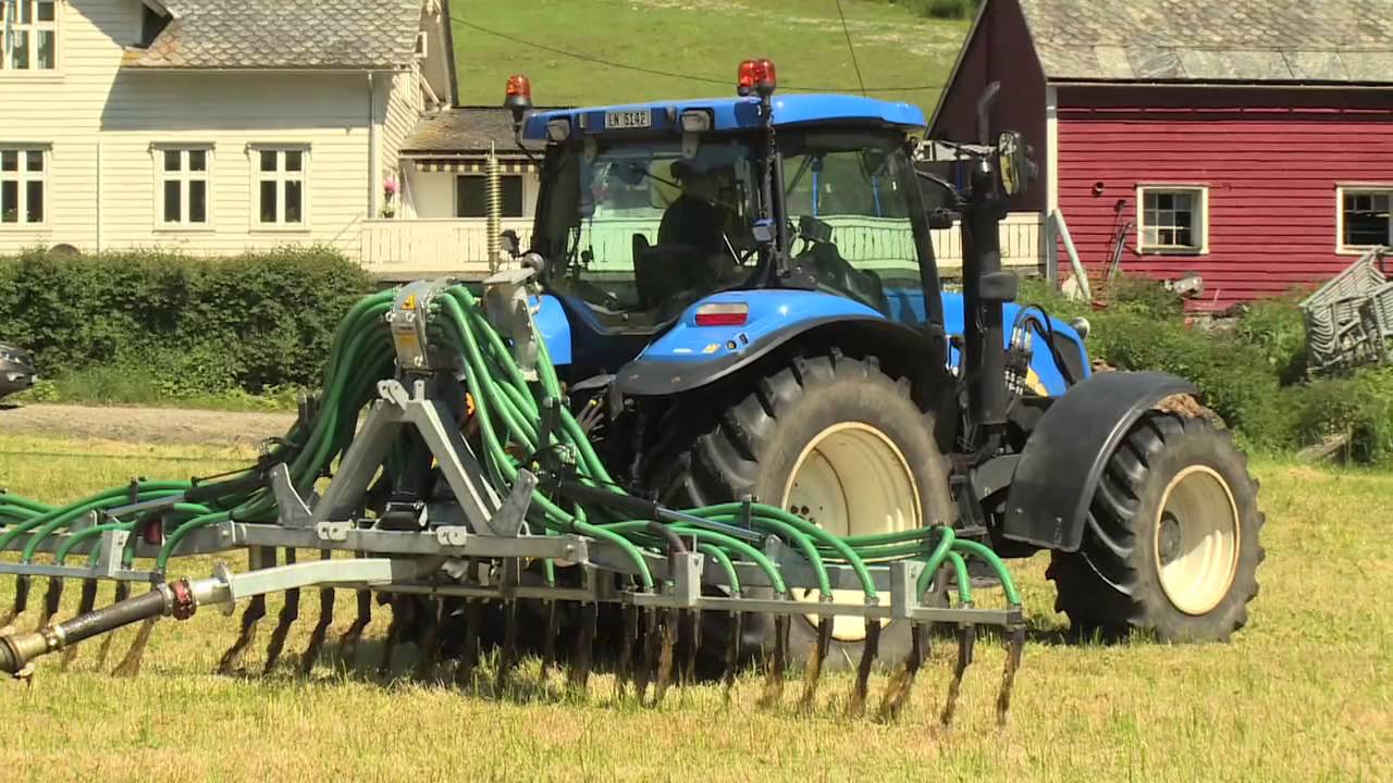 HMV Agquip 7.5 m stripespreiar 2015