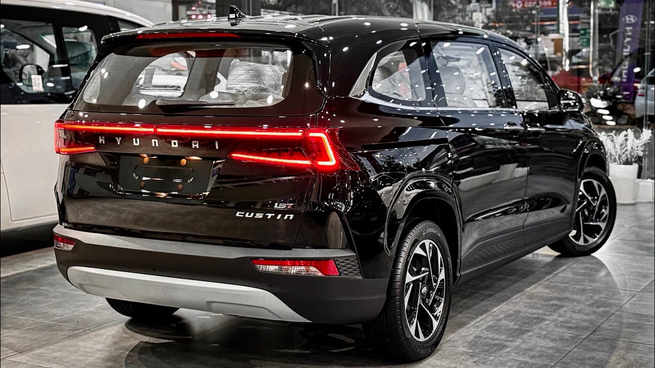 All New Hyundai Custin ( 2025 ) - Luxury 7 Seaters MPV | Black Color