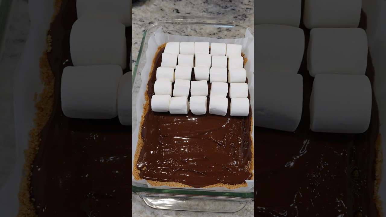 S&rsquo;mores Bars #smores #chocolate #dessert #food #shorts