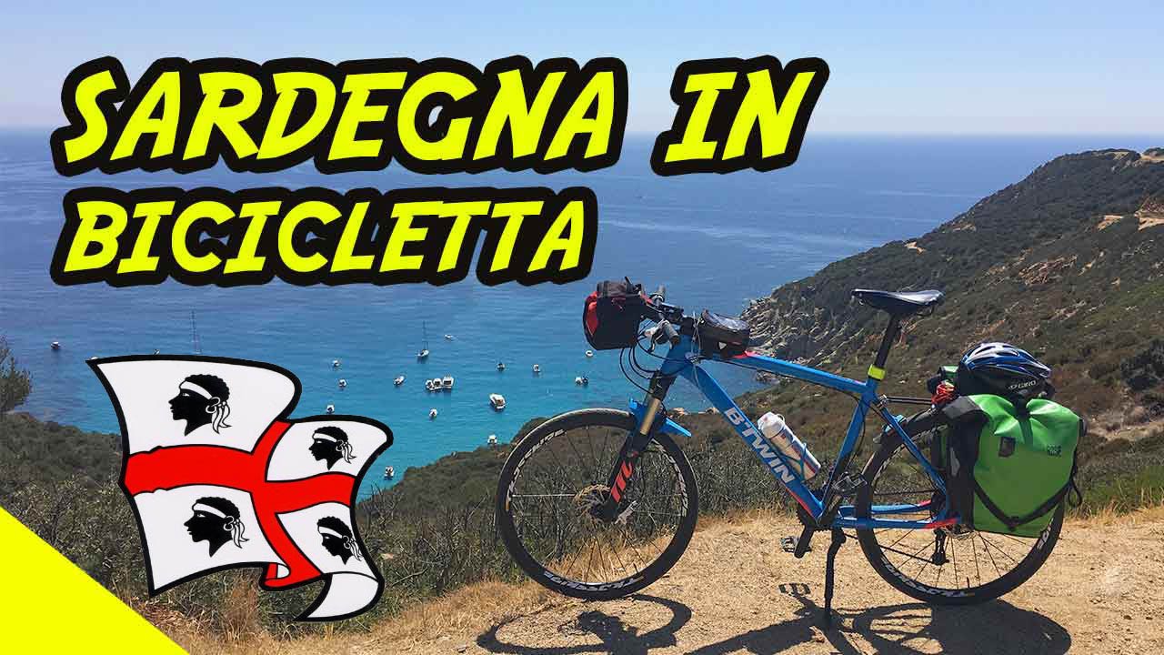 Giro della Sardegna in bici: 1000 km di coste e spiagge