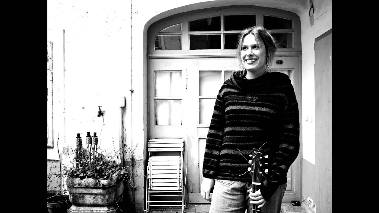 The Lowlands of Holland by Patrizia Sieweck (Live on The Vintage Underground)