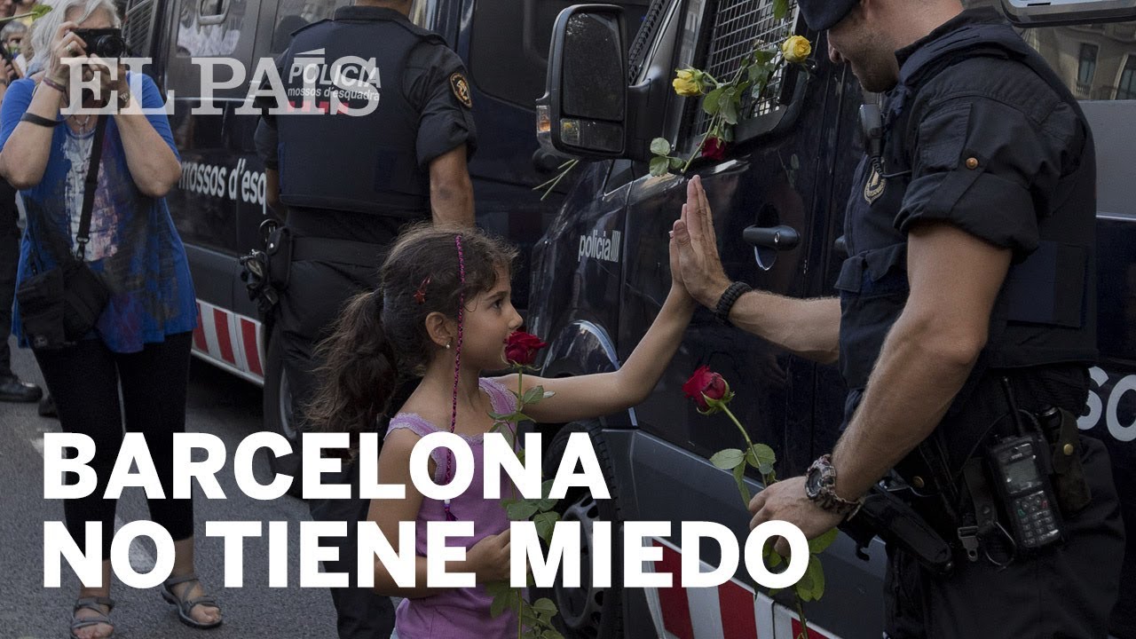 Barcelona no tiene miedo en la manifestación contra el terrorismo | Cataluña