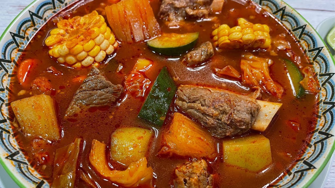 Delicióso Caldo De Res En Chile Colorado La Cocina De Sol.