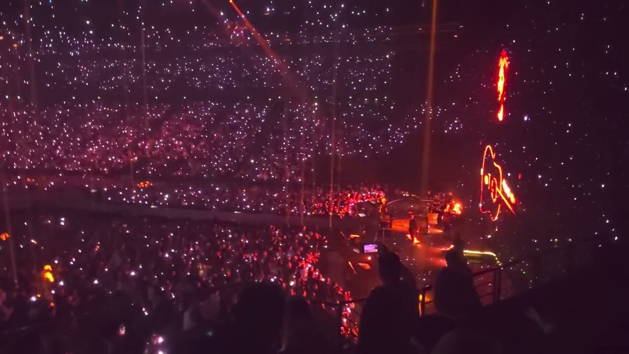 Le dernier jour et karma girls Indochine accor arena le 7 Mars 2026