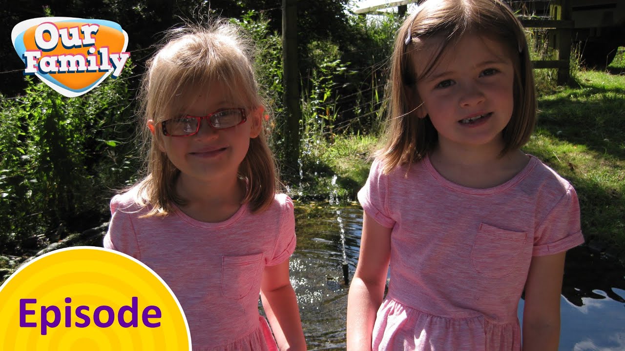 Gracie and Myla&rsquo;s Fruit Pie | Our Family FULL EPISODE
