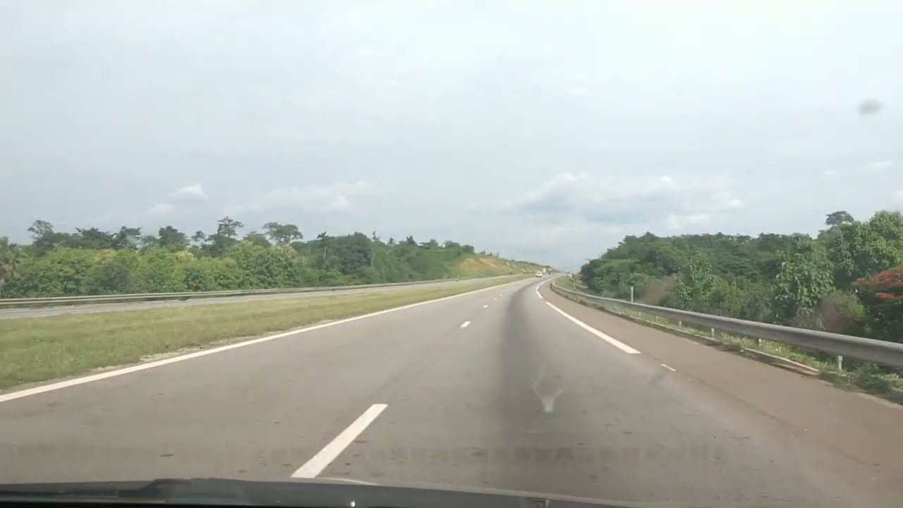 Rouler sur l'autoroute du Nord| l'axe ABIDJAN - YAMOUSSOUKRO.