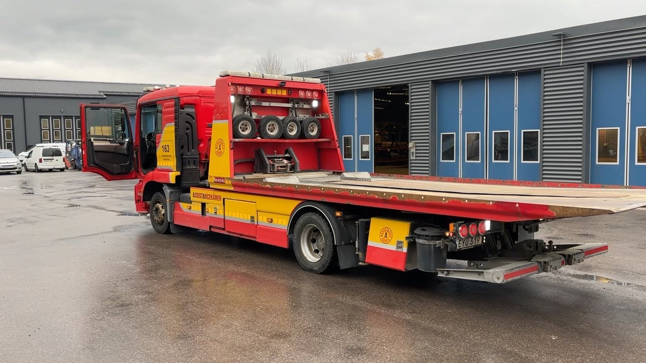 Köp Bärgningsbil MAN TGM 15, 250 4x2 LL på Klaravik