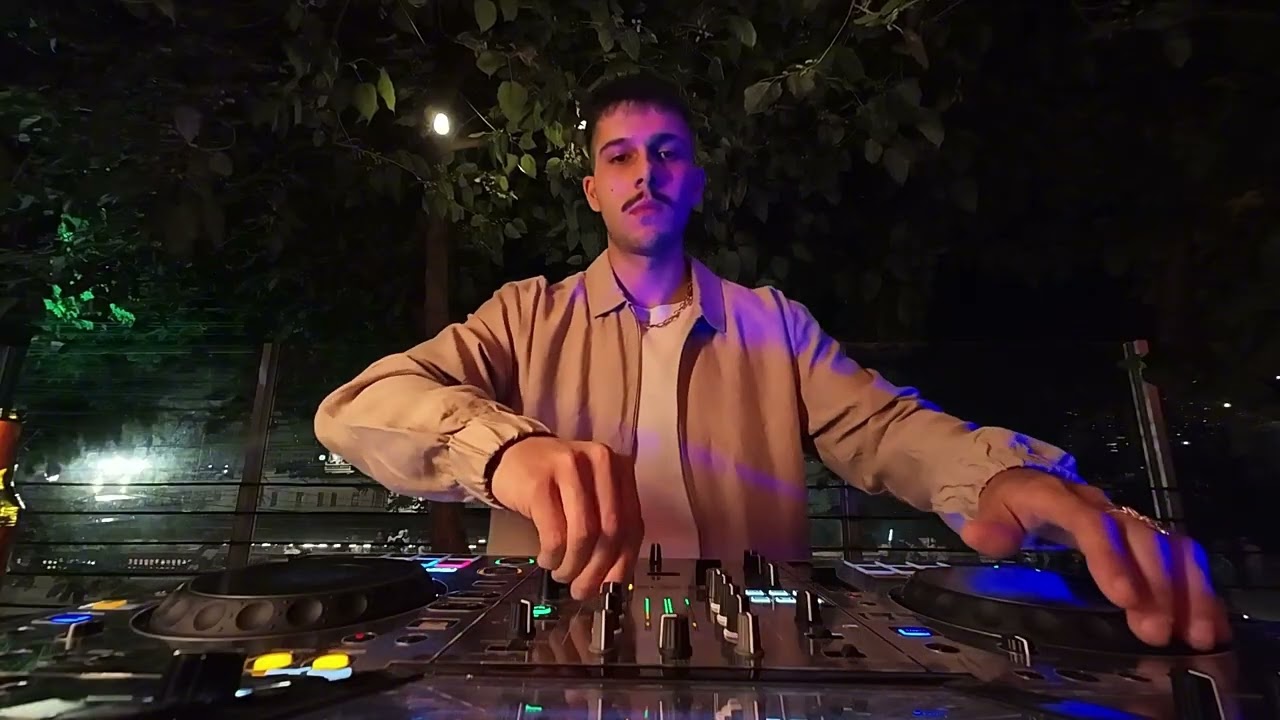 Menucci | Not a Baile #3 | Casa Sapucaí, Brasil |