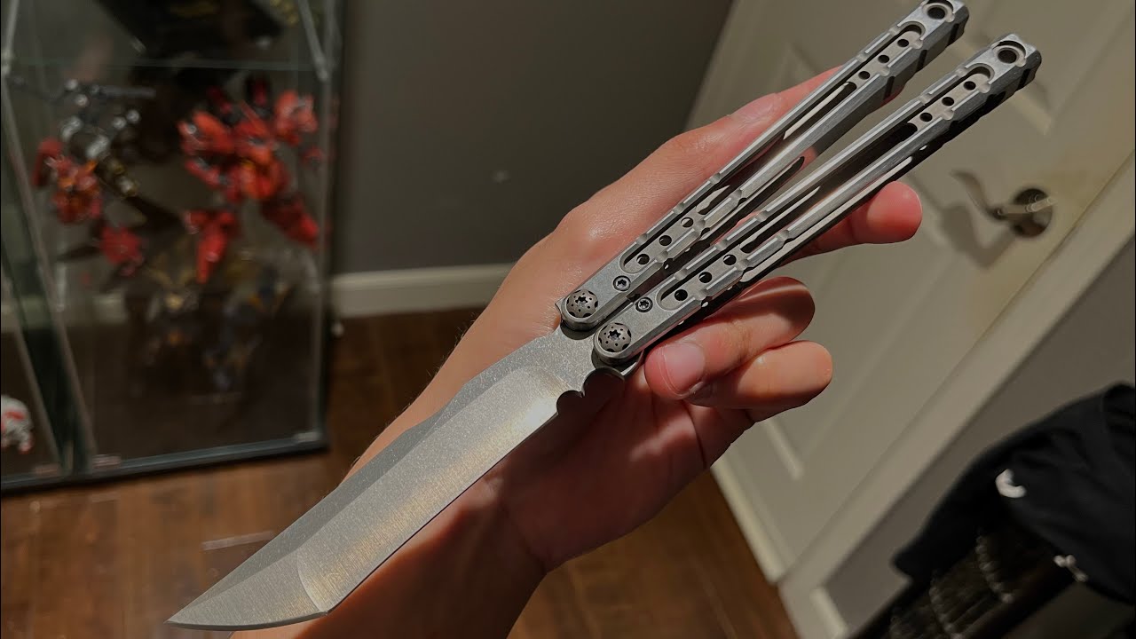 JLyons Hellcat V4 Balisong Review