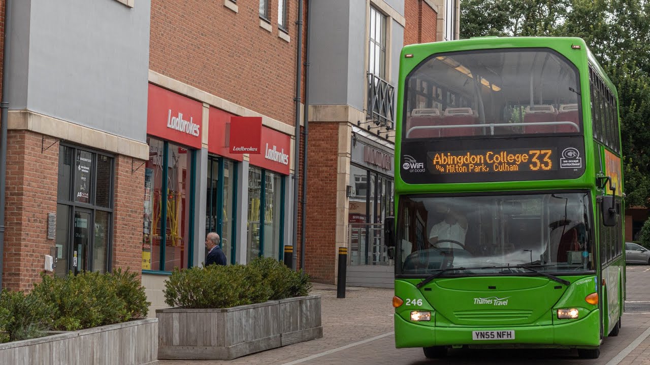 Thames Travel Scania N94 YN55 NFH on a 33 to Abington