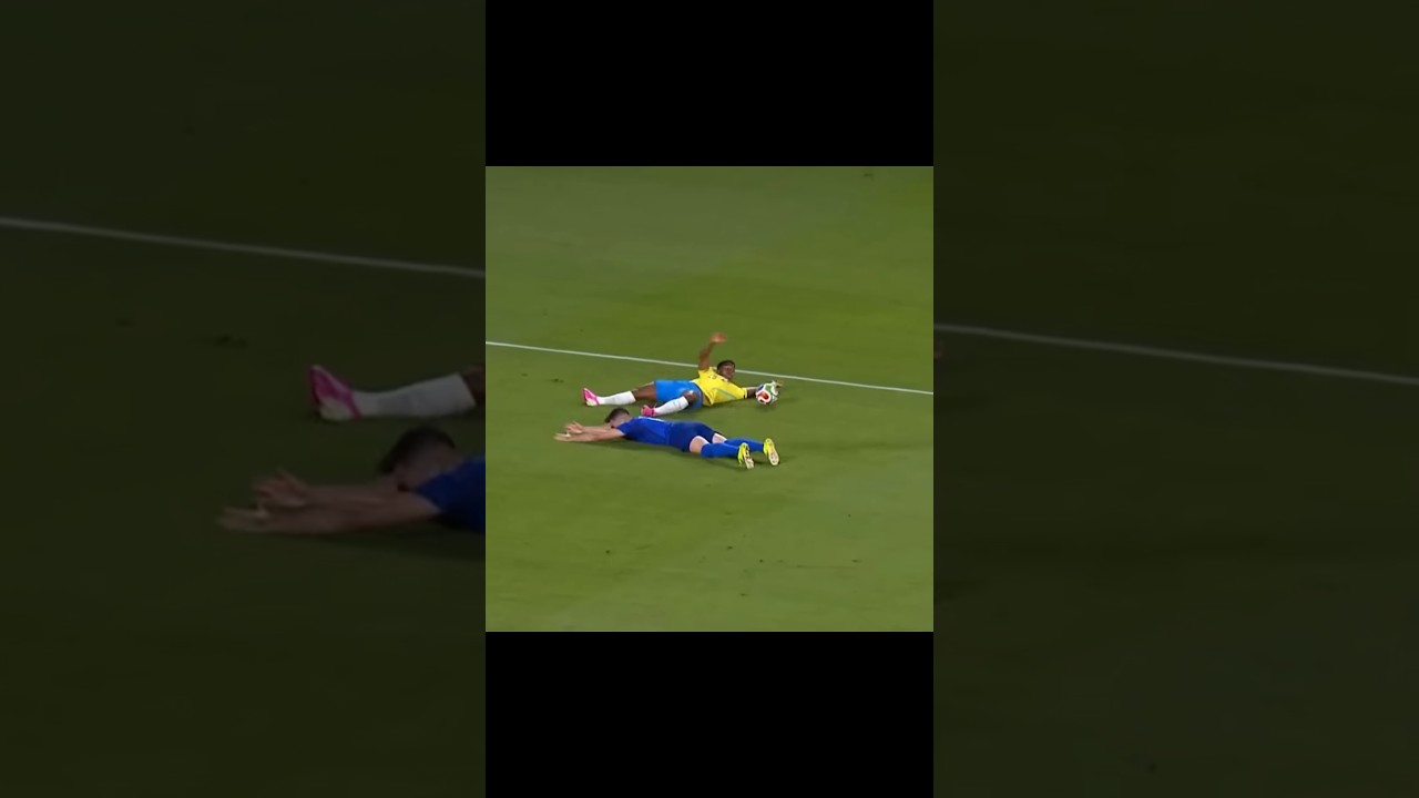 ENDRICK VS CRO&Aacute;CIA