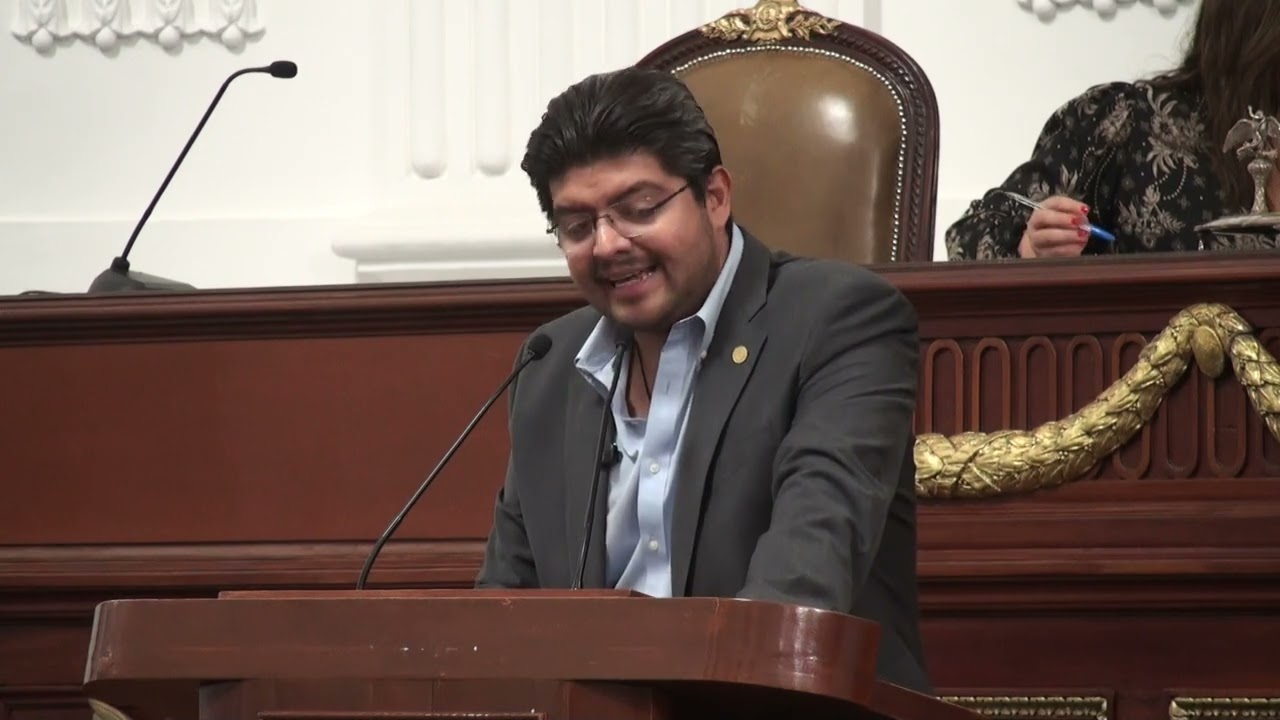 Presentan reforma para impulsar habilidades digitales en estudiantes capitalinos