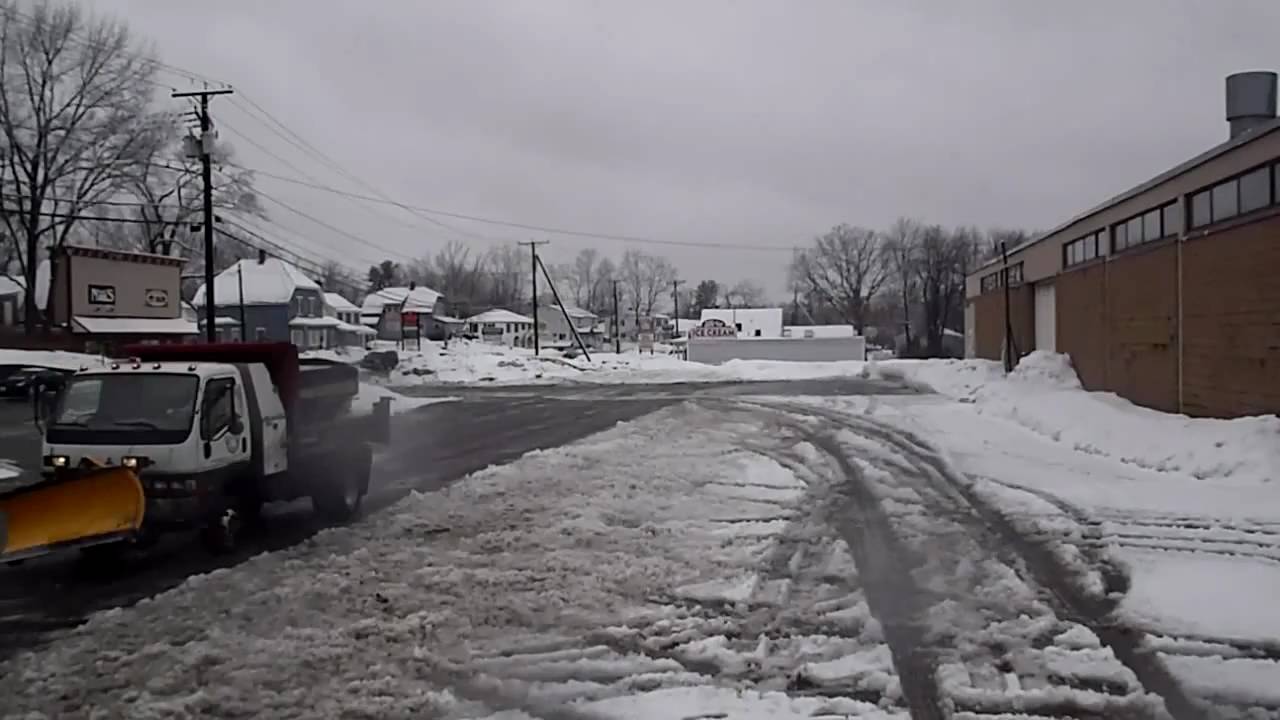 Plowing Slush With 9ft HD Fisher Plow