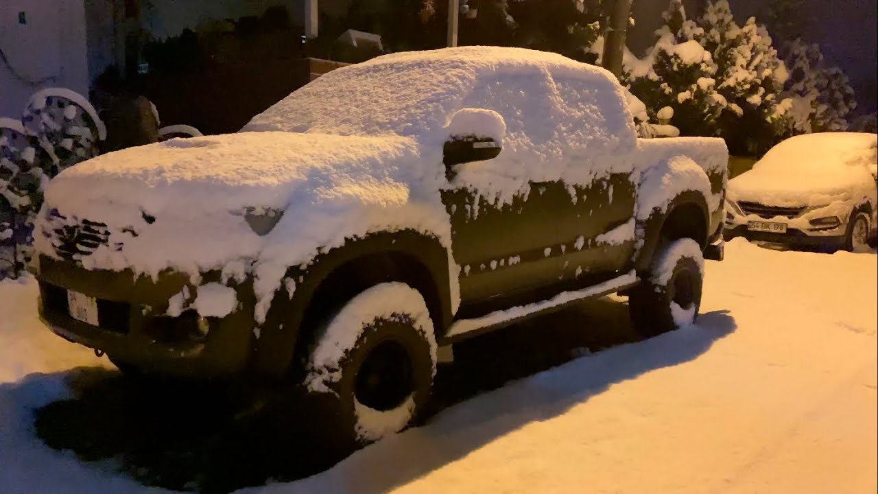 Kar Fırtınasında İstanbul'a Gitmeye Çalıştık